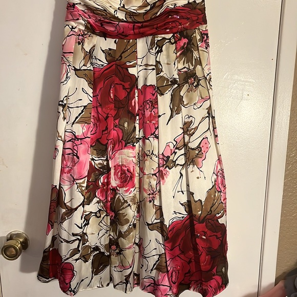 Adrianna Papell occasions 10 floral 100% silk halter dress - Picture 3 of 9